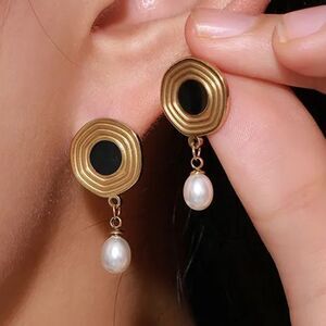 18k gold‎ plated stainless steel gold black and faux pearl geometric earrings